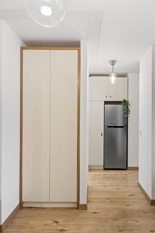 Appartamento Living In Color - Modern Getaway Bucarest